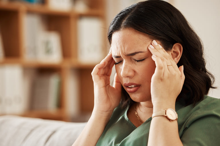 Wie beeinflusst Stress Kopfschmerzen – und was kann ich tun?